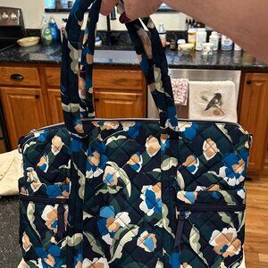 VERA BRADLEY TOTE Large Quilted Immersed Blooms NWT